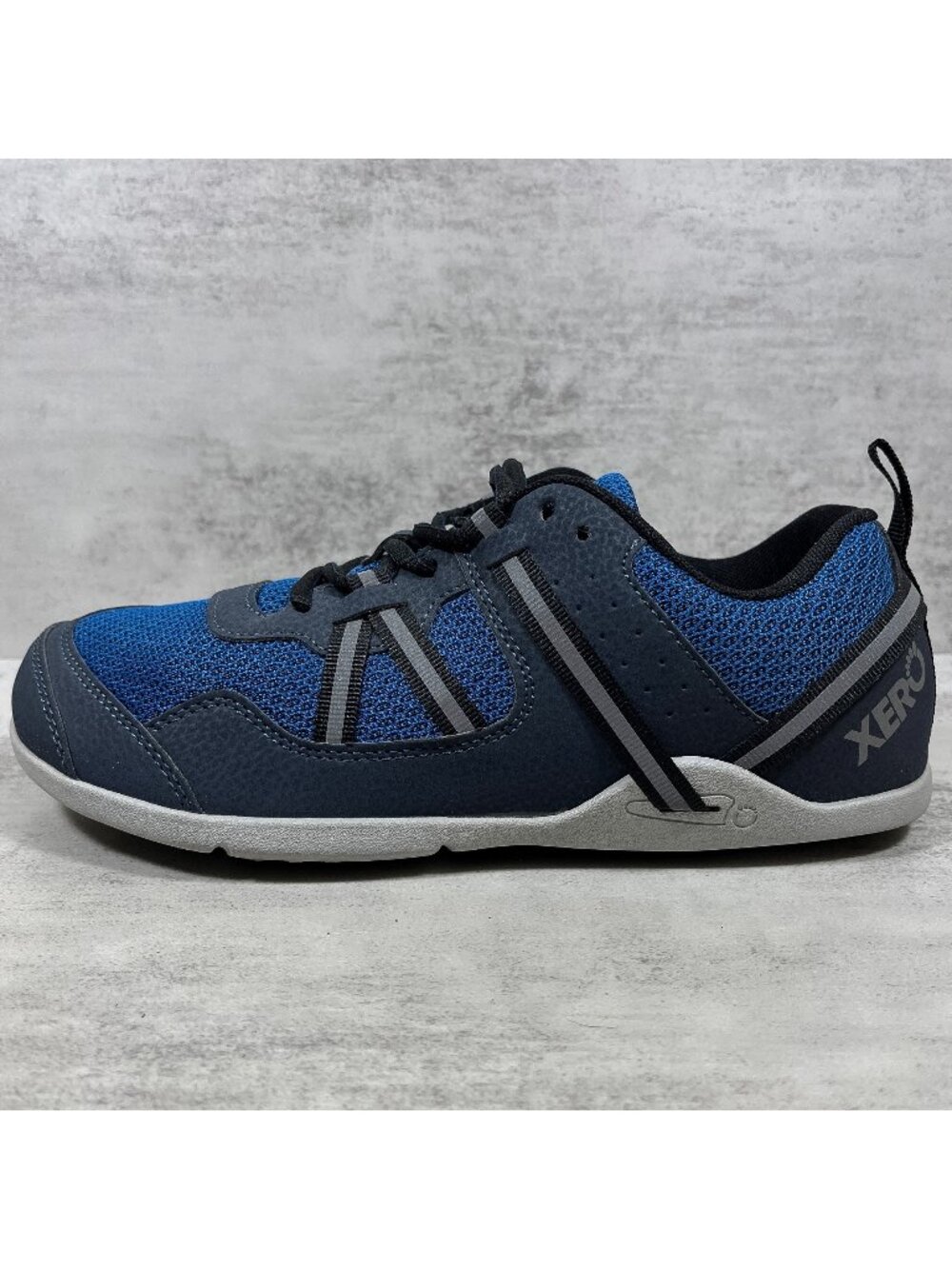 Xero Prio Barefoot Running Shoes - Men's Size 8 - Blue